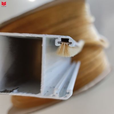 Αντιθόρυβη πόρτα καιρικής συνθηκών μαλλί στοίβας απογύμνωσης σφραγίδας χωματόστρωμα μοχάιρ καιρικής συνθηκών με λειτουργία ανθεκτικότητα σε έντομα