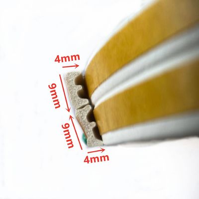 100% PP Υψόμετρο 25mm πλάτος 50mm Πύλη Σφραγίδα ελαστικό συμπίεση για τα παράθυρα και τις πόρτες από αλουμίνιο