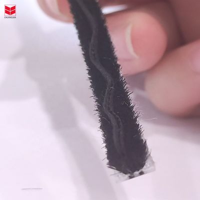 Αλουμινίου πόρτα και παράθυρο μαλλί στοίβας καιρικής ζώνης με μη υφασμένα πτερύγια αντίσταση θορύβου