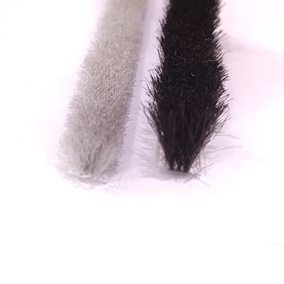 Σύγχρονο Στυλ Σχεδιασμού CLJ Φτερωτό Αδιάβροχο Αδιάβροχο Mohair Brush με πλαστικό Weatherstripping και ύψος στοίβας 3-25mm
