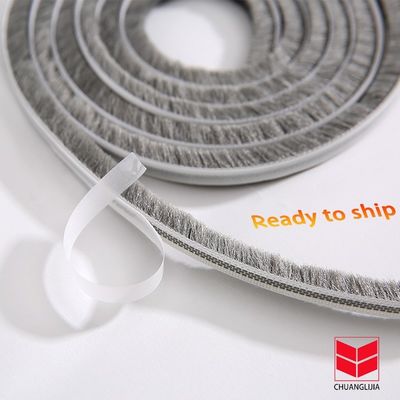 Υψηλότητα στοίβας 3-25 mm και πλάτος 3-50 mm Αδιάβροχη πλαστική ταινία για το καιρό για παράθυρα και πόρτες σε μαύρο/γκρι/καφέ/λευκό/άλλο