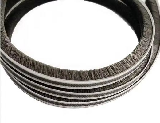 Υψηλή σταθερότητα Οικιακή πόρτα παράθυρο πλαίσιο σφραγίδα σφραγίδα βούρτσα λωρίδα μαλακό φουσκωτό στοίβες καιρικά λωρίδια κατασκευασμένα από 100% PP υλικό