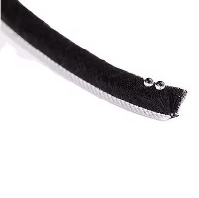 Σύγχρονη σχεδίαση διαμερίσματος Πύργο βούρτσας Weatherstripping Grey Silicon Wool Stack 7 * 6mm Μέγεθος Αντισκονικό Πύργο Σφραγίδα Strip Πολυδιάστατη