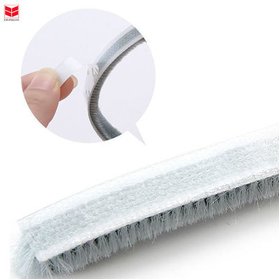 Αυτοκόλλητη μαλλί στοίβας Χρονική λωρίδα για συρόμενη πόρτα παράθυρο Αδιάβροχο και αμυδρό ISO9001 2008 Πιστοποιημένο Προσαρμόσιμο