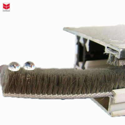3-50mm πλάτος Στρίβοντας πόρτα Slot Wool Αλουμίνιο κράμα Strip Brush Weather Stripping για σε μαύρο / γκρι / καφέ / λευκό / ΑΛΛΑ