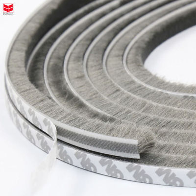 100% Pp υλικό Wool Pile Weather Strip με σύγχρονο στυλ σχεδιασμού και πιστοποιητικό ISO9001 2008 από σε μαύρα γκρι χρώματα
